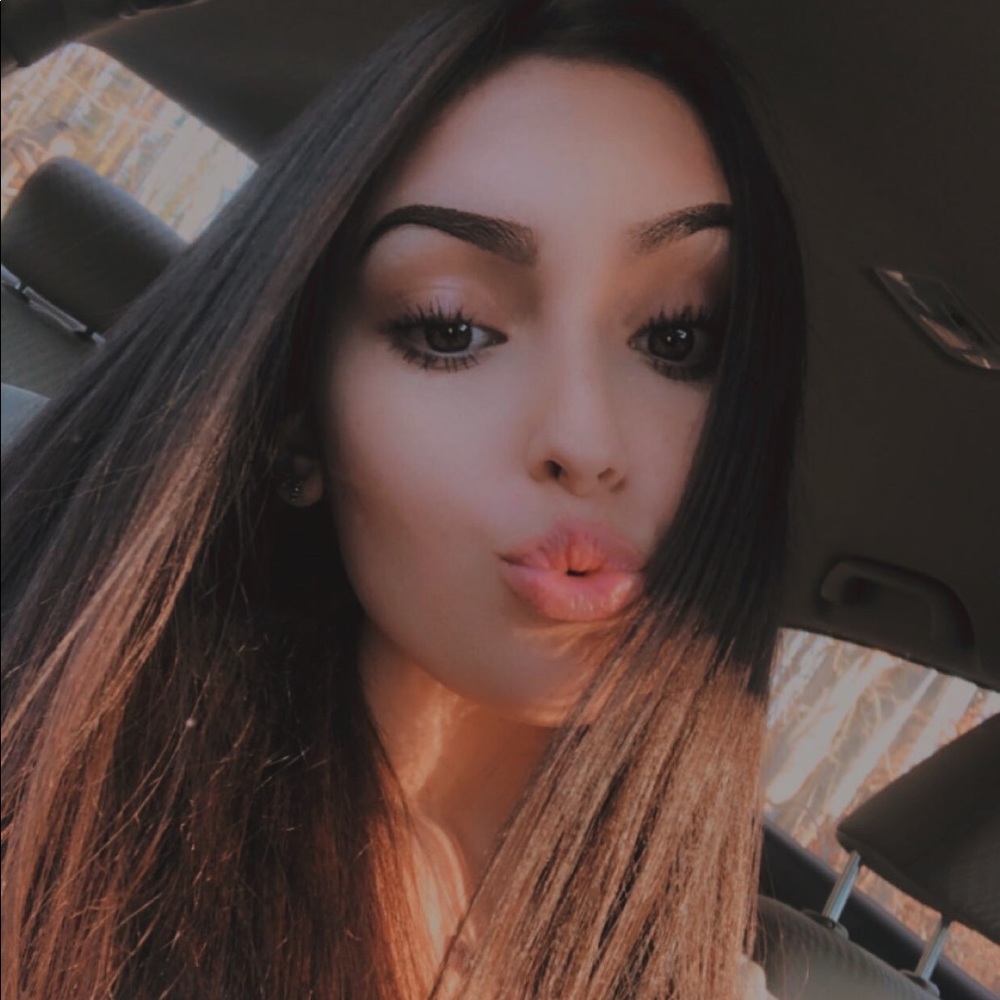 Meet your Posher, Fiona